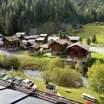 3 Bedrooms In Lägenhet Fionnay