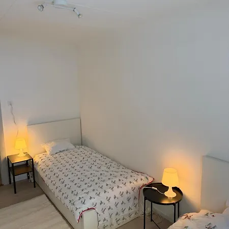 3 Bedrooms In Appartement *