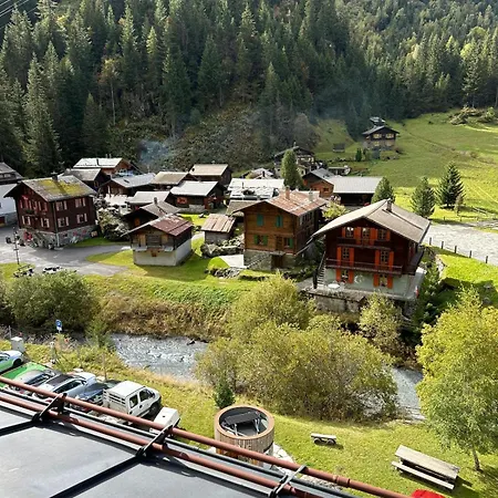 3 Bedrooms In Appartement Fionnay