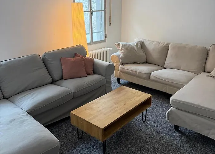 3 Bedrooms In Apartment